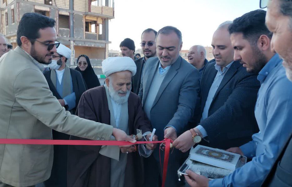 افتتاح ۴۱ پروژه عمرانی در شهرستان خوروبیابانک با حضور معاون عمرانی استانداری اصفهان