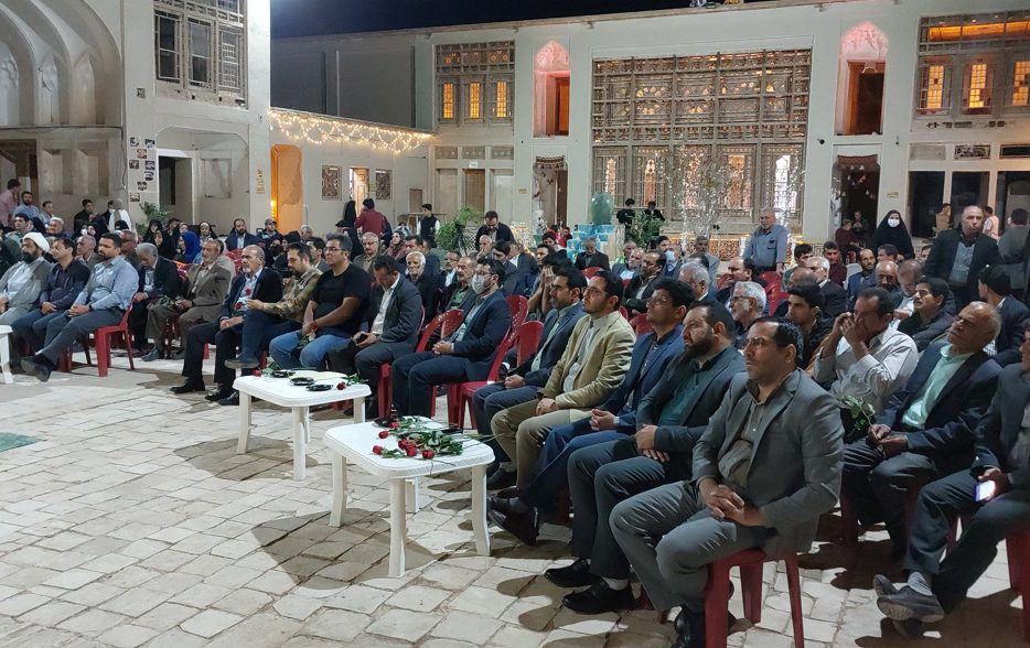 ۹ زندانی نیازمند با گلریزان نایینی‌ها به آغوش خانواده بازگشتند