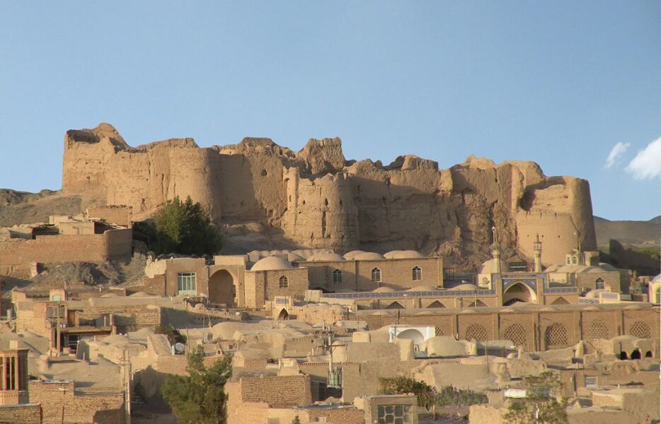 تملک قلعه تاریخی محمدیه نایین در اختیار میراث فرهنگی قرار گرفت