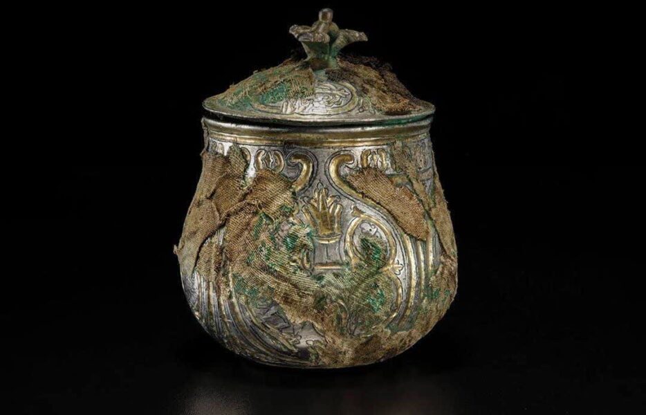 ظرف باستانی مربوط به دوران وایکینگ‌ها، ایرانی از آب درآمد
