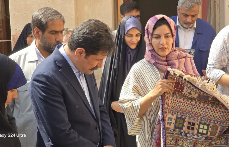 برپایی نمایشگاه اسوه در خوروبیابانک